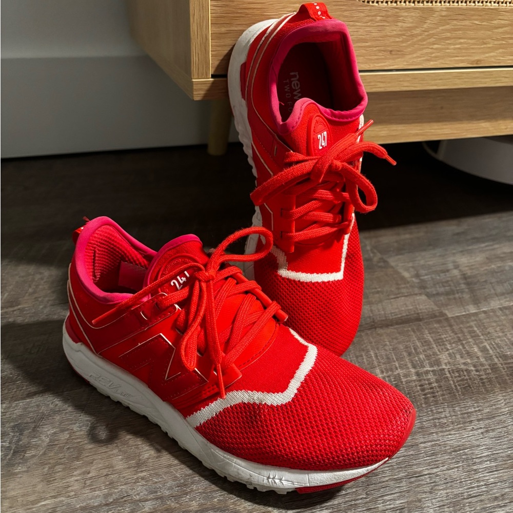Early 2000’s New Balance 247’s Running Sneakers